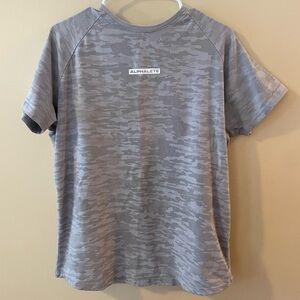 Alphalete camo tshirt